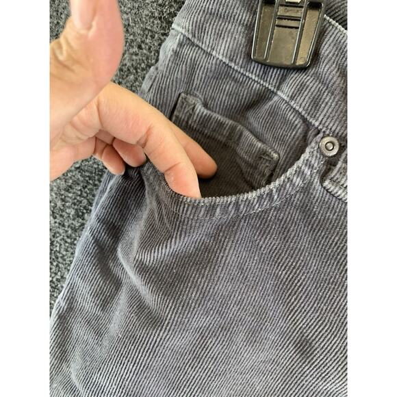 St John’s Bay Women’s Corduroy Pants Straight Fit Bootcut Gray Size 6 P - Picture 9 of 16